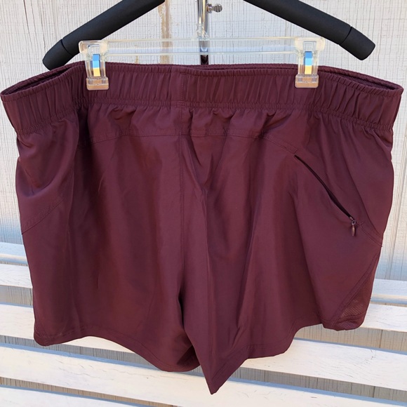 Athletic Works Core Women Running Shorts Deep Chianti Side Pockets Size XXL(20) - Picture 3 of 14